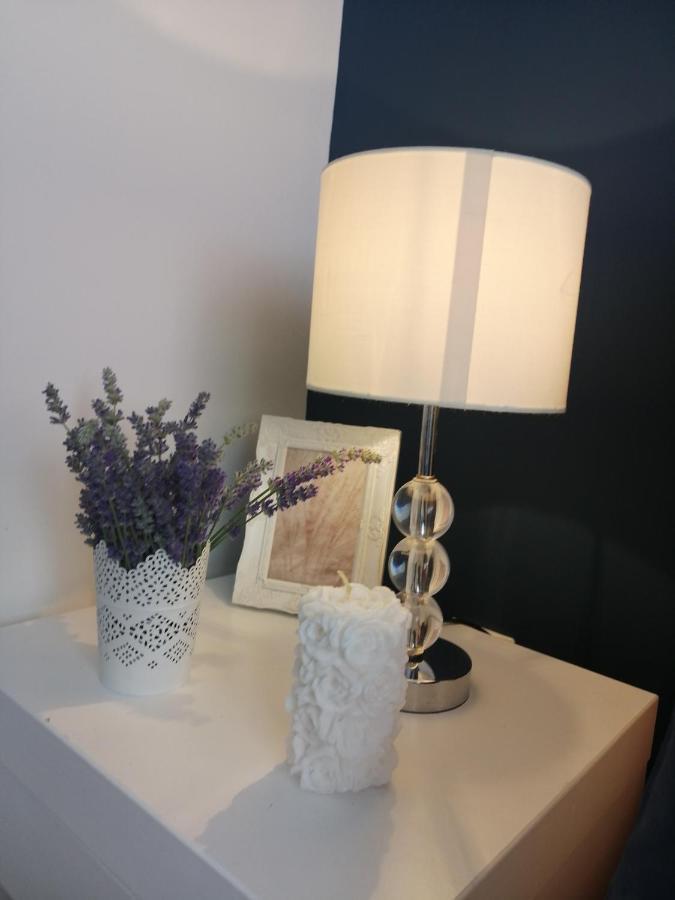 Apartments Karla I Ivano มันเดร ภายนอก รูปภาพ
