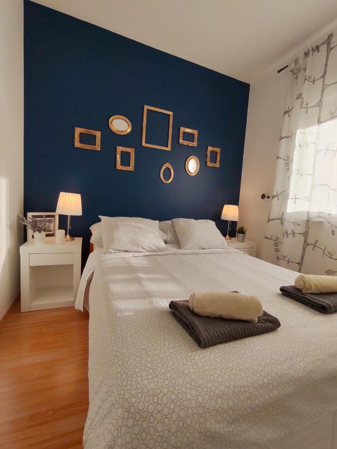 Apartments Karla I Ivano มันเดร ภายนอก รูปภาพ